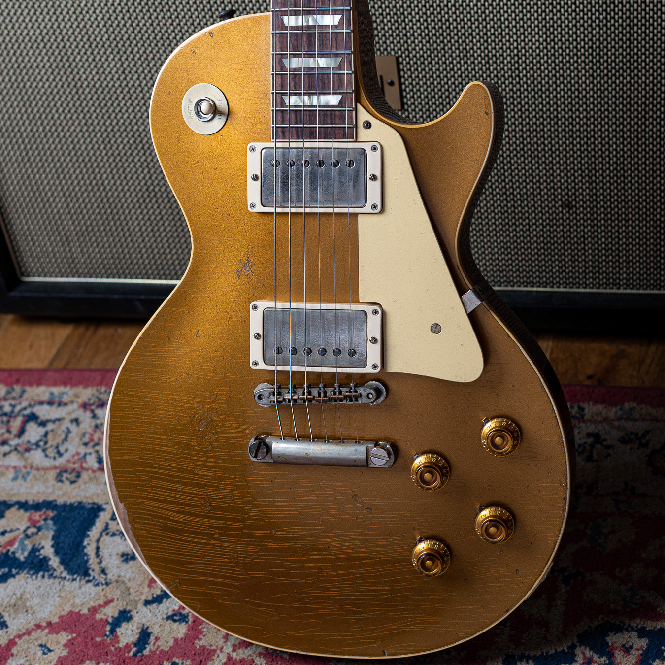 2.06.2024 Gibson Custom Shop Murphy Lab 1957 Les Paul Goldtop Reissue Double Gold Ultra Heavy Aged LPR57UHDGNH1-732059.jpg__PID:4b4e1bcd-3f9d-4c25-95ff-57096426bb32